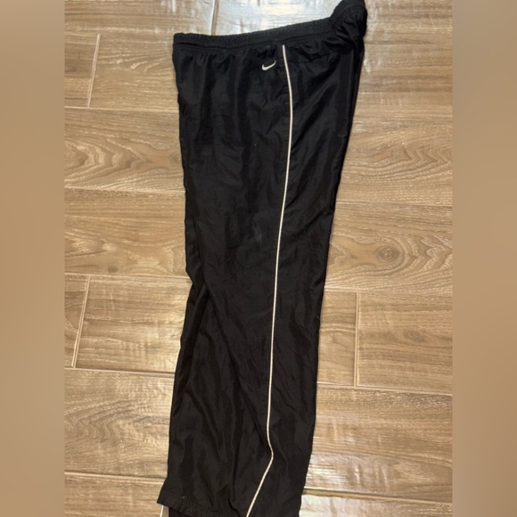 NIKE THE ATHLETIC DEPT. WOMEN'S LINED BLACK TRACKPANTS SIZE L ELASTIC WAIST - Picture 7 of 13